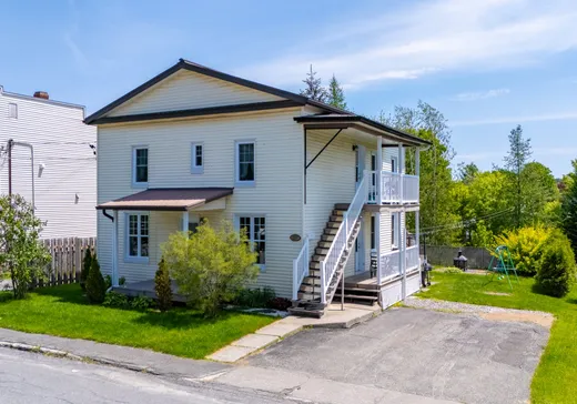Duplex à vendre - 248 Rue Hall (248-250), Magog, J1X2V2