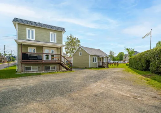 Triplex for sale - 48-52 Rue de l'Église, Ste-Claire, G0R2V0