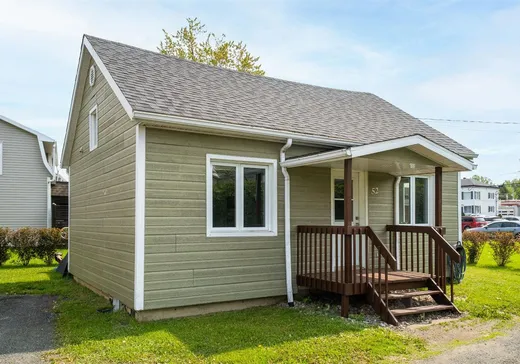Triplex for Sale - 48-52 Rue de l'Église, Ste-Claire, G0R 2V0