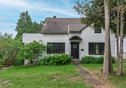 Duplex for Sale - 302 27e Avenue, Deux-Montagnes, J7R 4J7