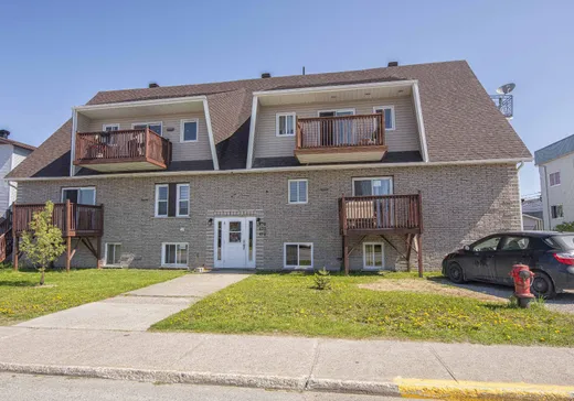 5-Plex à vendre - 470 Rue Royale, Amos, J0Y1Z0