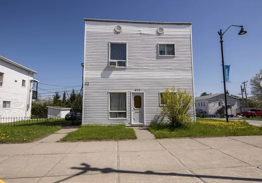 4-Plex à vendre - 570-574 Rue Royale, Amos, J0Y1Z0