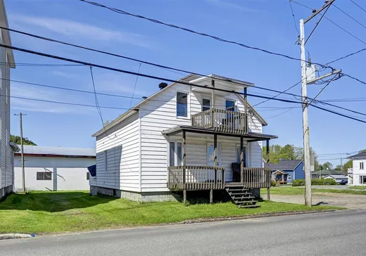Duplex for Sale - 342-344 Av. St-Louis, St-Raymond, G3L 3T3