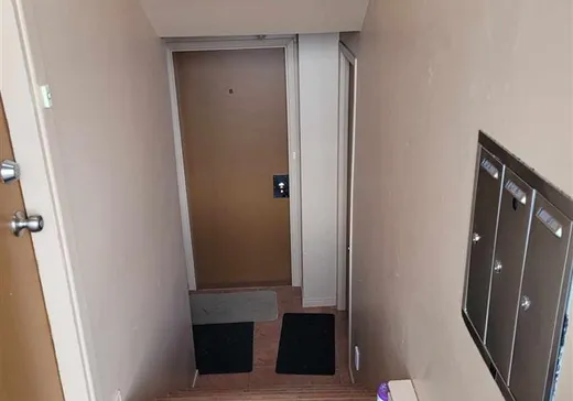 Triplex à vendre - 61 Rue Laval, Rivière-du-Loup, G5R 1V7