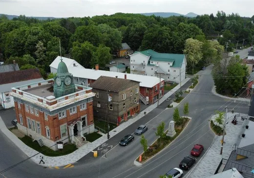 4-Plex à vendre - 4-8 Rue du Carmel, Danville, J0A1A0