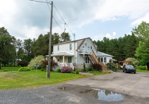 Duplex à vendre - 4850Z-4852Z 7e Rang, Saint-Lucien, J0C 1N0