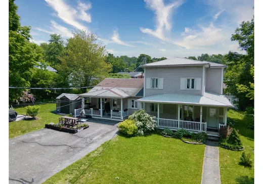 Duplex for Sale - 66-68 Rue St-Laurent, Windsor, J1S 1P1