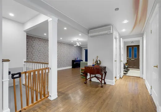 Triplex for Sale - 376-378 Av. Paquin, Montreal (LaSalle), H8R 2V8