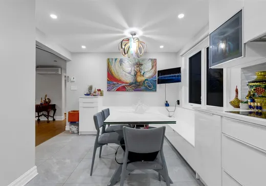 Triplex for Sale - 376-378 Av. Paquin, Montreal (LaSalle), H8R 2V8