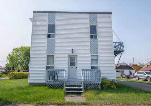 Duplex à vendre - 465-467 9e Avenue, Barraute, J0Y1A0