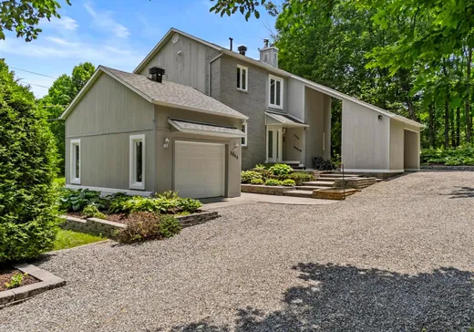 Duplex à vendre - 2856-2860 Rue Duquette, Magog, J1X 6E6