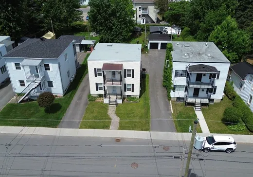 Duplex à vendre - 75-77 Rue St-Henri, Victoriaville, G6P 3K3