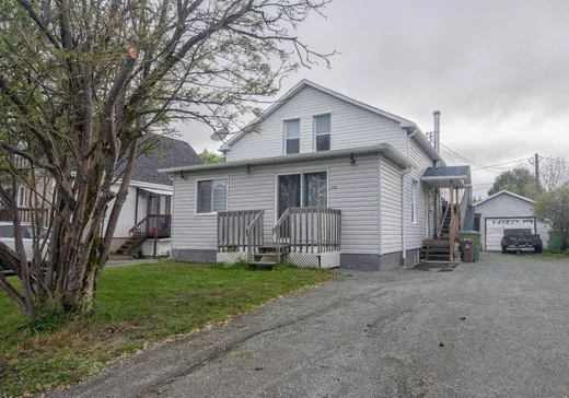 Triplex à vendre - 518 Boul. Lamaque, Amos, J9P3L5