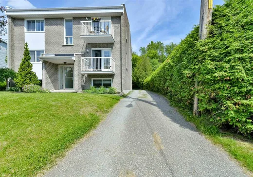 4-Plex à vendre - 138 Rue Farwell, Sherbrooke, J1J 2S3