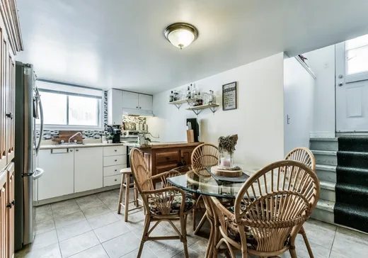 Triplex à vendre - 774-778 Rue Principale, Saint-Roch-de-Richelieu, J0L 2M0