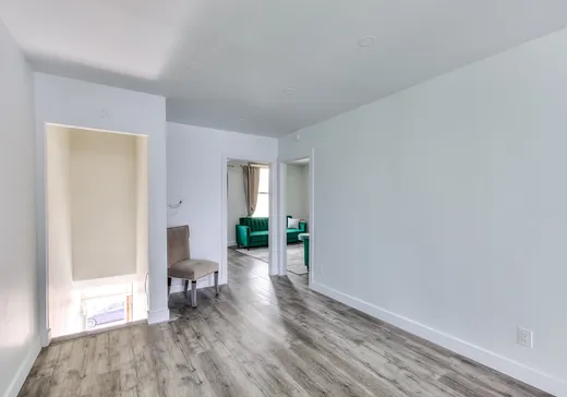 Triplex à vendre - 1877 Rue St-Clément (1877-1881), Montréal (Mercier/Hochelaga-Maisonneuve), H1V 3E5