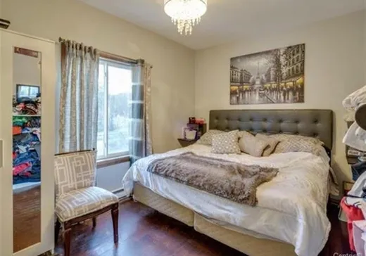 Triplex à vendre - 105-109 Av. Broadway, Montréal (Est), H1B 5A2
