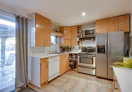 Triplex à vendre - 105-109 Av. Broadway, Montréal (Est), H1B 5A2