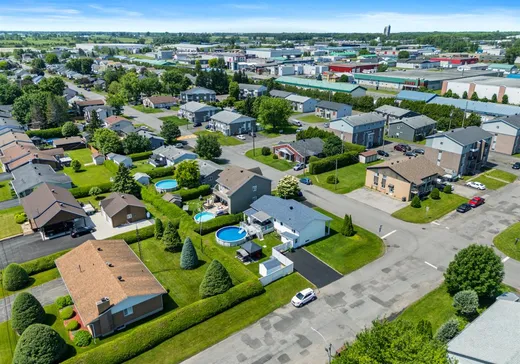 Duplex à vendre - 2225Z Rue Cardin, Drummondville, J2C 6J4