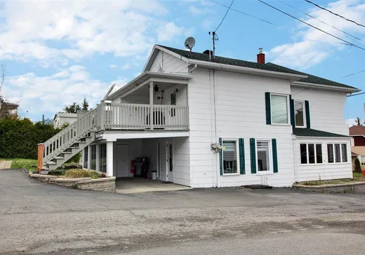 Duplex à vendre - 1917 Rue Principale, Pohénégamook, G0L 1J0