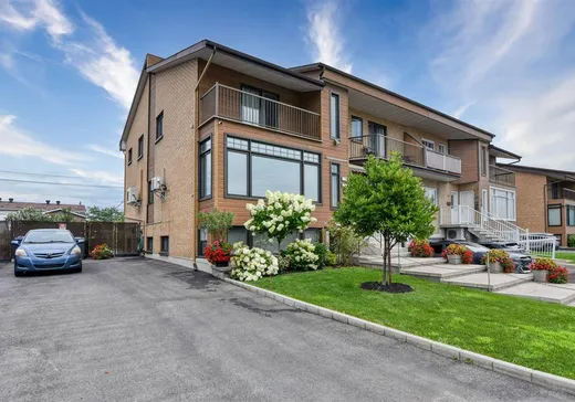 4-Plex à vendre - 175-181 Boul. Dagenais E., Laval (Vimont), H7M5V8