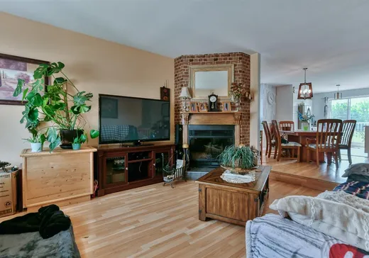 Triplex à vendre - 3334-3338 Rue Édith, Laval (Fabreville), H7P 5P5