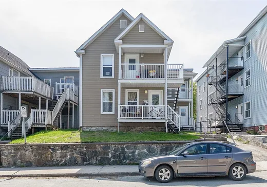 4-Plex à vendre - 331-335 Rue Laurier, Sherbrooke, J1H4Z6