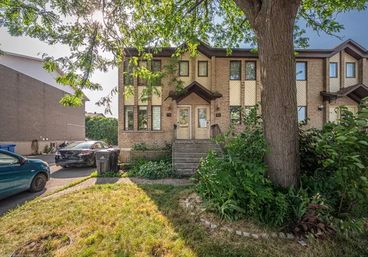 Triplex à vendre - 78 Rue Napoléon (78-80), Sainte-Thérèse, J7E5C9