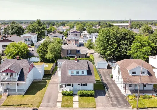 Duplex for Sale - 118-120 7e Avenue, Drummondville, J2B 2P9
