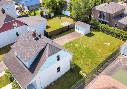 Duplex for Sale - 118-120 7e Avenue, Drummondville, J2B 2P9