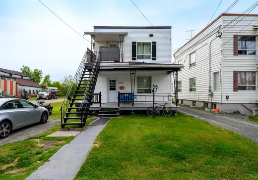 Duplex à vendre - 271-273 Rue St-Aimé, Louiseville, J5V2B3