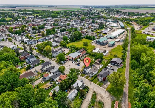 Duplex à vendre - 271-273 Rue St-Aimé, Louiseville, J5V 2B3