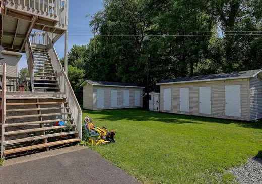 5-Plex for Sale - 146 Rue Hanson, Cowansville, J2K 3E9
