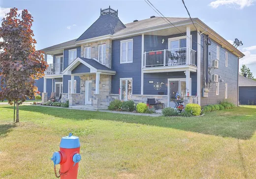 4-Plex for Sale - 1071-1077 Rue Reine-Lafortune, St-Felix-De-Valois, J0K 2M0