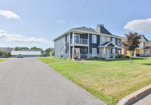 4-Plex for Sale - 1071-1077 Rue Reine-Lafortune, St-Felix-De-Valois, J0K 2M0