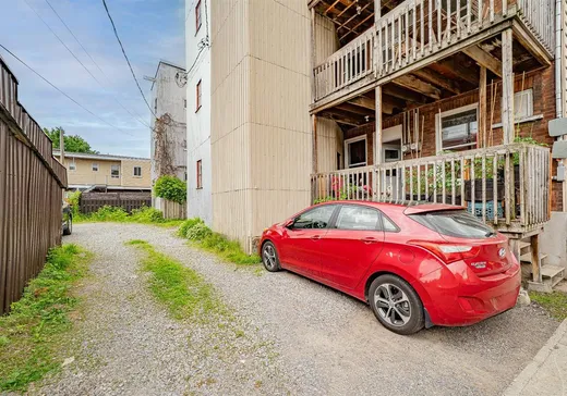 Triplex for Sale - 694-698 3e Rue, La Cité-Limoilou, G1J 2V4