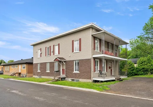 Triplex à vendre - 150-152B 73e Rue E., Charlesbourg, G1H1M7