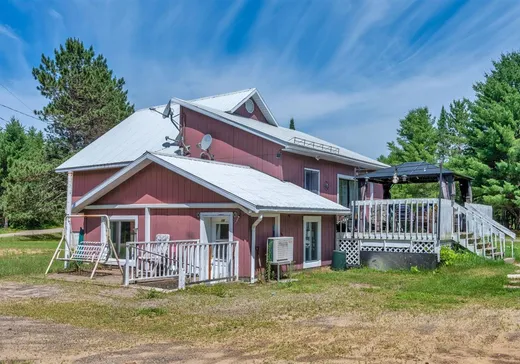 Duplex à vendre - 148-150 Ch. des Mûriers, Mont-Tremblant, J0T1H0