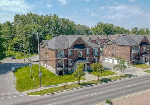 5-Plex à vendre - 310 Boul. Arthur-Sauvé, Laval (Laval-Ouest), H7R3V2