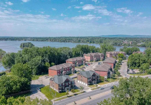 5-Plex à vendre - 310 Boul. Arthur-Sauvé, Laval (Laval-Ouest), H7R 3V2