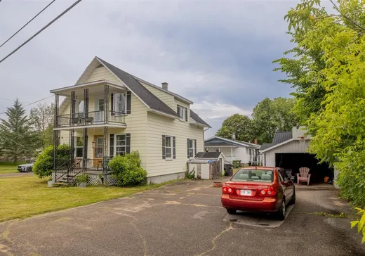 Duplex for Sale - 102-102B Av. Alexis-Cayer, St-Raymond, G3L 3P1