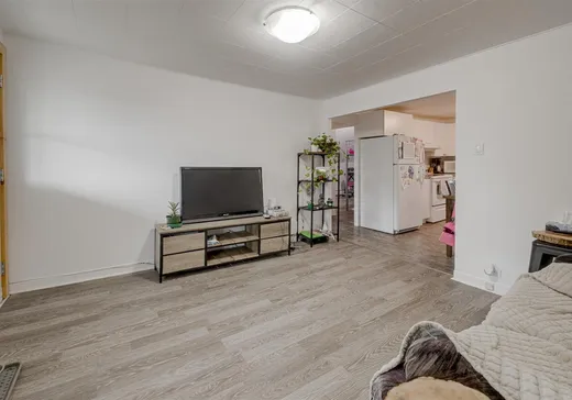 Duplex for Sale - 102-102B Av. Alexis-Cayer, St-Raymond, G3L 3P1