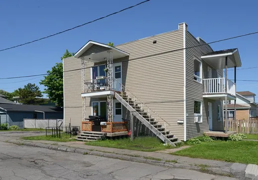 Duplex for Sale - 107-109 Rue St-Philippe, Salaberry-de-Valleyfield, J6S 3H1