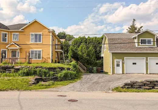 Duplex for Sale - 1300-1302 Rue François-Casey, Fleurimont, J1G 5L4