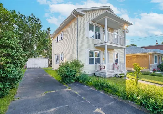 Duplex for Sale - 109-111 6e Avenue, Drummondville, J2B 2N1
