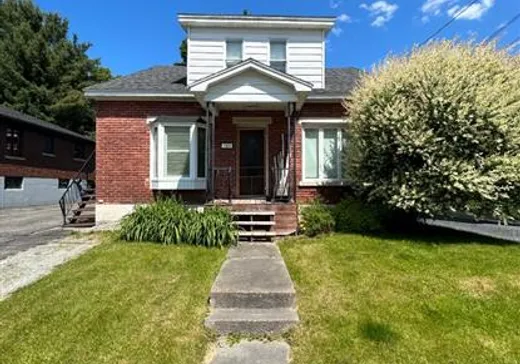 Duplex à vendre - 1162-1164 Rue Bienville, Sherbrooke, J1H4H8