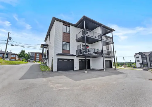 4-Plex à vendre - 62-68 Rue Armande-Biron, Sherbrooke, J1C 0W1