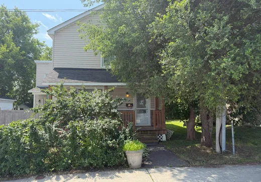 Duplex à vendre - 11 Rue Bienville, Gatineau, J8Y3H3