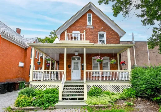 Triplex à vendre - 805 Av. Ste-Anne, Saint-Hyacinthe, J2S 5G6