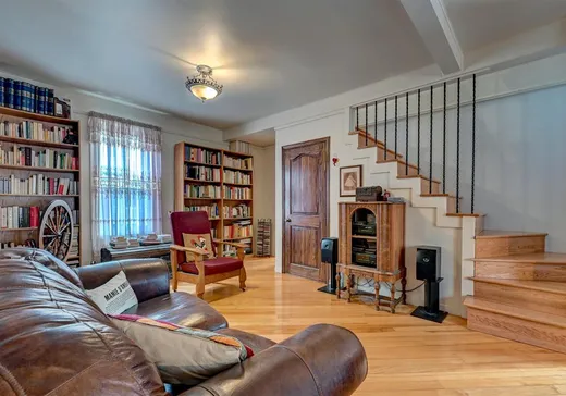 Triplex à vendre - 805 Av. Ste-Anne, Saint-Hyacinthe, J2S 5G6